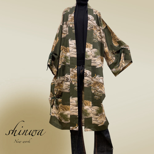 メンズ 虎文様 優雅な風格 着物ガウン カーキ ゆったり 羽織 着物  