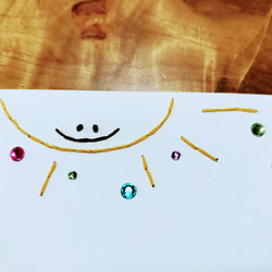 【マルチに使える】紙刺繍メッセージカード(太陽と雲) 3枚目の画像