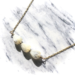 Kaya❣️ブラックマザーオブパール　トリプレット　カービング　14kgf Kaya❣️ブラックマザーオブパール トリプレット カービング