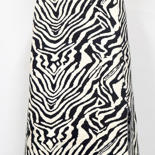 Zebra Slit Knit Skirt (white) ロングスカート ゼブラ柄 白黒
