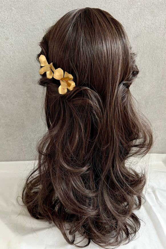 ヘッドドレス 結婚式　花嫁 ヘアアクセサリー ヘッドアクセサリー ウェディング ブライダル　ゴールドフラワー ヘアピン 3枚目の画像