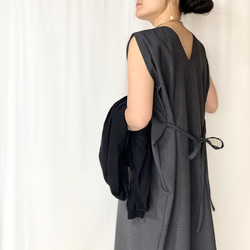 【人気】「カジュアル〜フォーマル着も出来る」2WAYロングワンピ (チャコールグレー) 4枚目の画像