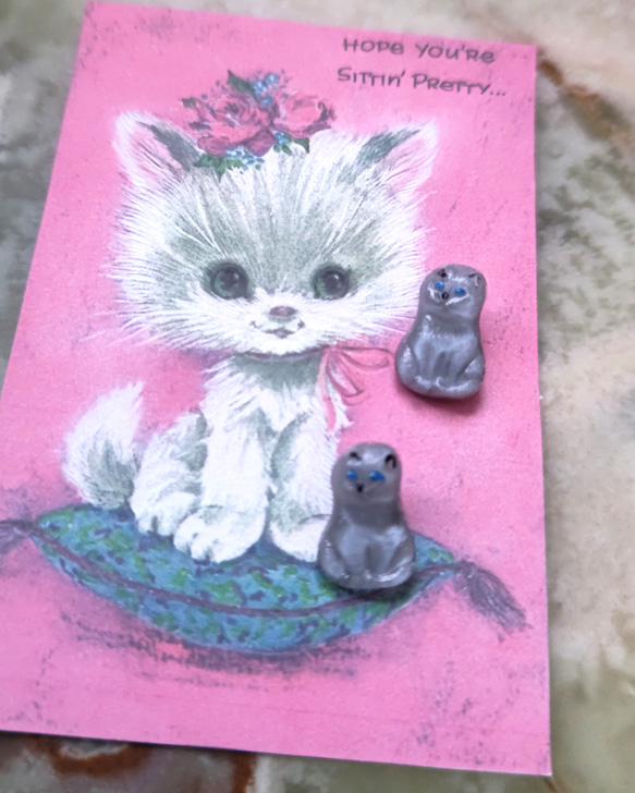 1980年代　チェコヴィンテージ　Cat　ネコのガラスボタン　グレー×青い目　1個 4枚目の画像