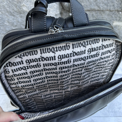 <50%OFFSALE> 3つのルームが便利な やわらか牛革リュック（本革）BLACK 18枚目の画像