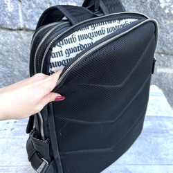 <50%OFFSALE> 3つのルームが便利な やわらか牛革リュック（本革）BLACK 15枚目の画像