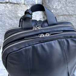 <50%OFFSALE> 3つのルームが便利な やわらか牛革リュック（本革）BLACK 9枚目の画像