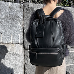 <50%OFFSALE> 3つのルームが便利な やわらか牛革リュック（本革）BLACK 12枚目の画像