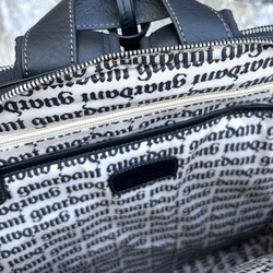 <50%OFFSALE> 3つのルームが便利な やわらか牛革リュック（本革）BLACK 17枚目の画像