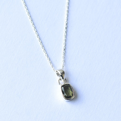 モルダバイトのシルバーネックレス　シルバー925　天然石ネックレス　宝石質　モルダバイトAAA 4枚目の画像