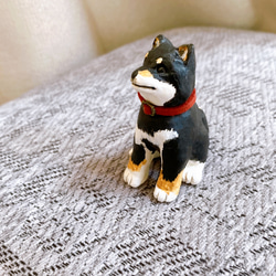 黒柴　豆柴　ミニチュア　犬　フィギュア　置物　オブジェ 2枚目の画像