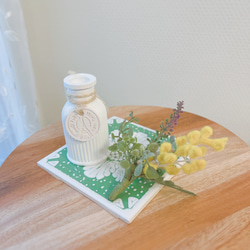ミモザとラベンダーのフラワーアレンジメン　アロマストーン花瓶　アロマ　インテリア雑貨　花瓶　フラワーギフト 7枚目の画像