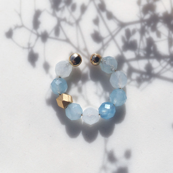 天然寶石海藍寶石耳骨夾 | 圓形切割 4 毫米 | 三月生日石 第8張的照片
