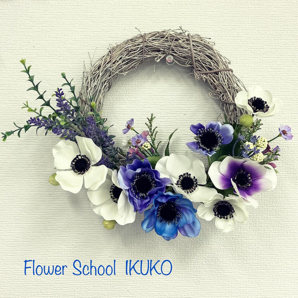 ❃ブルーからホワイトへの三日月リース〜 ❃ブルーからホワイトへの三日月リース〜