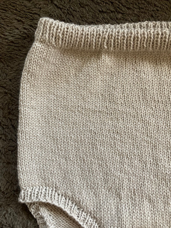 めいみ様オーダー品　手編み毛糸のパンツ　メリノウール使用 2枚目の画像