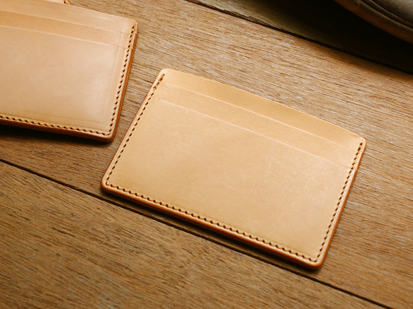 Leather Card Case ( Custom Name ) - Classic Tan 6枚目の画像