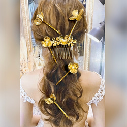 コーム＋ヘアピン6本セット 結婚式 花嫁 ブライダル ヘアアクセサリー ゴールド フラワー 髪飾り ウエディング 1枚目の画像