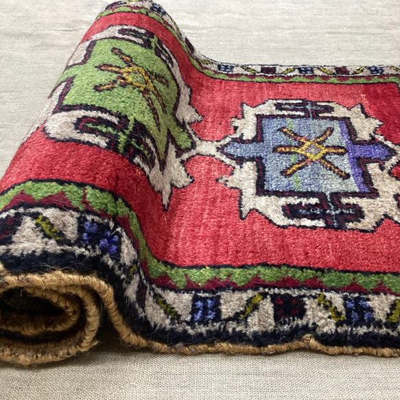 手織りトルコ絨毯 87x51cm ヴィンテージラグ 9枚目の画像