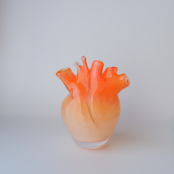 heart vase D -opaque coral pink- 1枚目の画像
