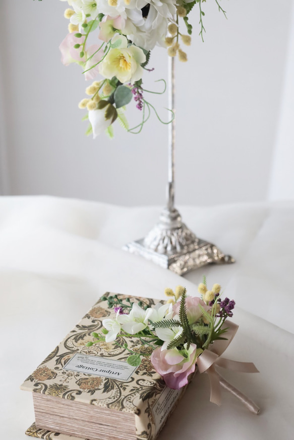 [完成品ブーケ]小花が揺れるティアドロップブーケ ブートニア付き アーティフィシャルフラワー ウエディングブーケ 5枚目の画像