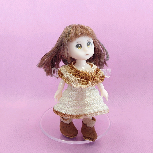 レース編みチョコ色ドレス》オビツ11・セリアドール(7センチ)用ドール