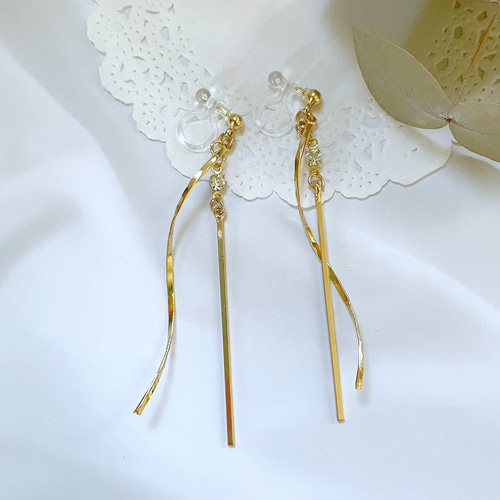 ストーン✴︎ロングスティック＆らせんツイストロング ピアス 