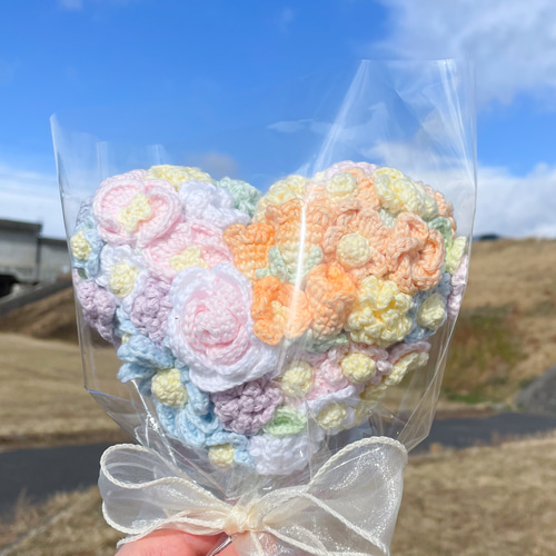 R様 ハンドメイドブーケ おまとめ 楽天市場】ニットフラワーブーケ ハンドメイド 枯れないお花束