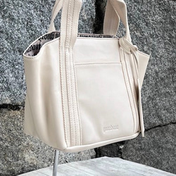 <50%OFFSALE> ぱすてるシリーズ ☆ポーチ付き☆ ラインHAND-bag  IVORY 3枚目の画像