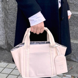 【New】 ぱすてるシリーズ ☆ポーチ付き☆ ラインHAND-bag  ( IVORY ) 12枚目の画像