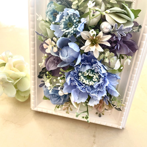 青い花のフレーム フラワーフレーム アレンジメント ブルー アーティ