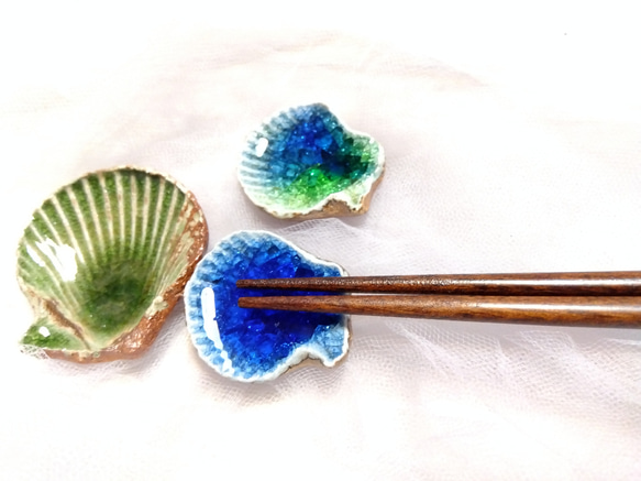 陶の豆皿　箸置き　4点セット　貝殻型　グリーンとブルー　 5枚目の画像