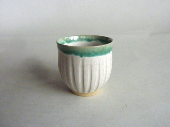 コーヒーカップ（乳白釉、トルコブルー） 11枚目の画像