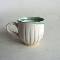 コーヒーカップ（乳白釉、トルコブルー） 12枚目の画像