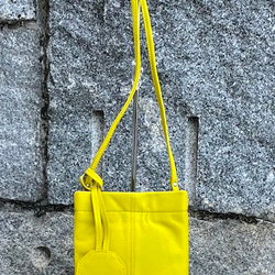 <50%OFFSALE> ぱすてるシリーズ ☆スマホショルダー☆ ソフトPHONE-bag  YELLOW 2枚目の画像