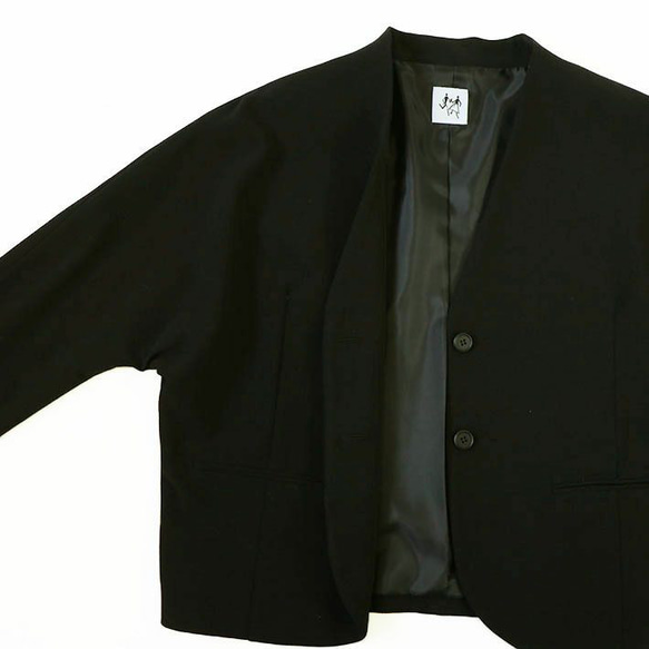 ドルマンジャケット　ブラック　ウール混ストレッチ 7枚目の画像