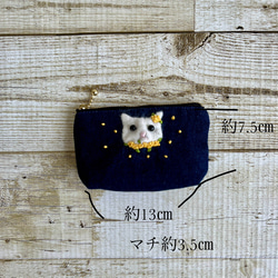 手刺繍ミモザと白猫ちゃんの手のひらサイズポーチ　ミモザ　デニム　コットン　小物入れ 5枚目の画像