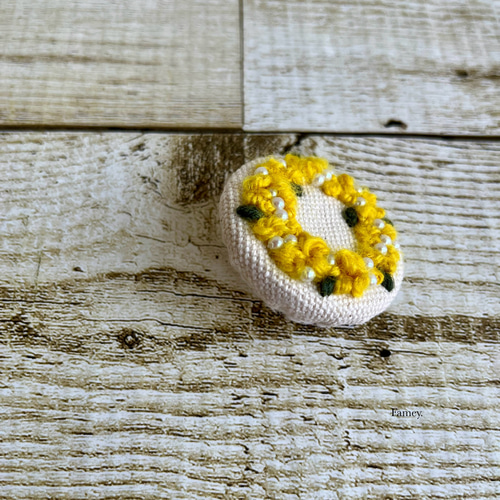 ゴールド系♪摘みたてミモザのオリジナルレジンビーズとパールのボールペン♥️ ゴールド系♪摘みたてミモザのオリジナルレジンビーズとパールの