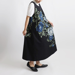 母の日ＳＡＬＥ　手描きART　和画衣　優美に咲き誇る瑠璃色の花々　ワンピース　ゆったり　ジャンパースカート　B83A 7枚目の画像