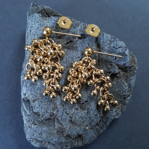 じゃらじゃらピアス 金属アレルギー対応 シルバーピアス クリアピアス 2pcs] サージカルステンレス ぶどう 3mm じゃらじゃら ピアス 金属