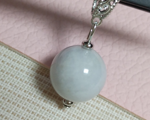 送料無料】糸魚川翡翠 13～14mm ペンダントトップ 【02】♡大珠 ♡超