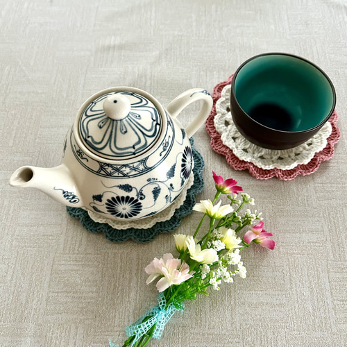 二重花びら 手編み ドイリー コースター ポットマット 2枚 その他