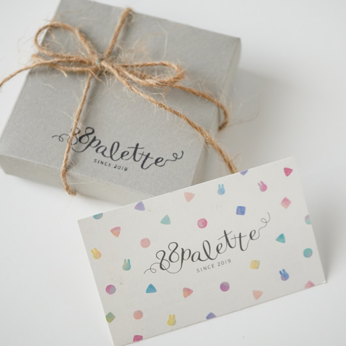 びーずちゃん》耳飾り こどもの頃の宝物 ビーズ刺繍イヤリング