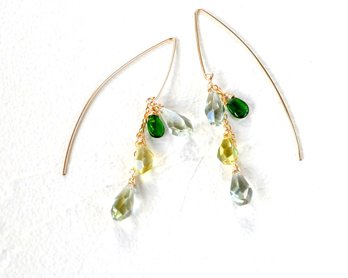 14kgf プラジオライトxトパーズのしゃらチャーム.⋆⟡ 14kgf プラジオライトxトパーズのしゃらチャーム.⋆⟡