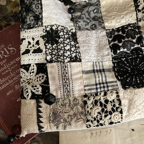 アンティークキルトトップリメイク巾着ミニポーチ　ダブルウエディング アンティークキルトトップリメイク巾着ミニポーチ ダブルウエディング