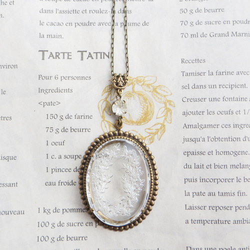 天然素材　アイボリー　ヴィンテージ アンティーク ネックレス 即決 象牙風 アイボリー ネックレス 24g × 2本 象牙調 ペンダント 花