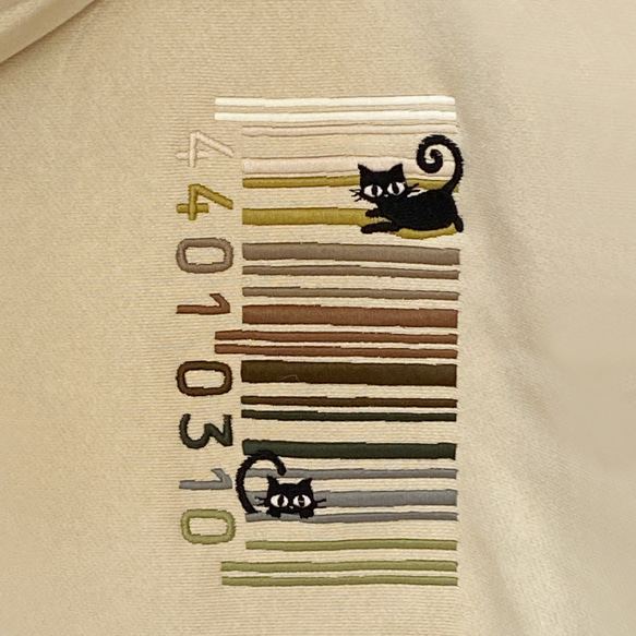 刺繍☆パーカー【プルオーバー】／猫の虹色バーコード 12oz 7枚目の画像