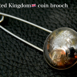 ＃B49　UK Coin Brooch 2枚目の画像