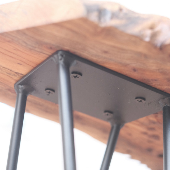 欅のテーブル / コーヒーテーブル / サイドテーブル / table / 一枚板 / 無垢材 9枚目の画像