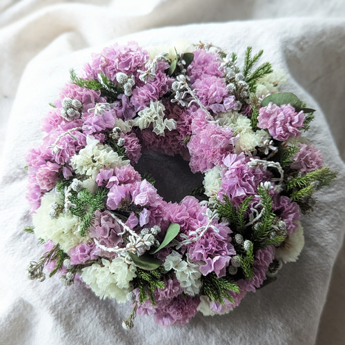 1.スターチスまん丸リース 1.スターチスまん丸リース