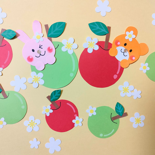 ラミネート可 メッセージカード 写真 壁面 飾り ～たくさんのリンゴと