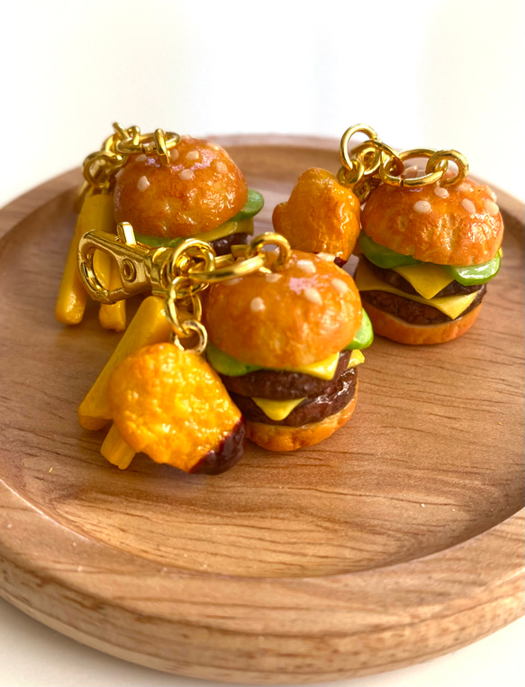 チーズバーガー　フェイクフード　フェイススイーツ　チャーム　食品サンプル　ポテト　ミニチュア 3枚目の画像